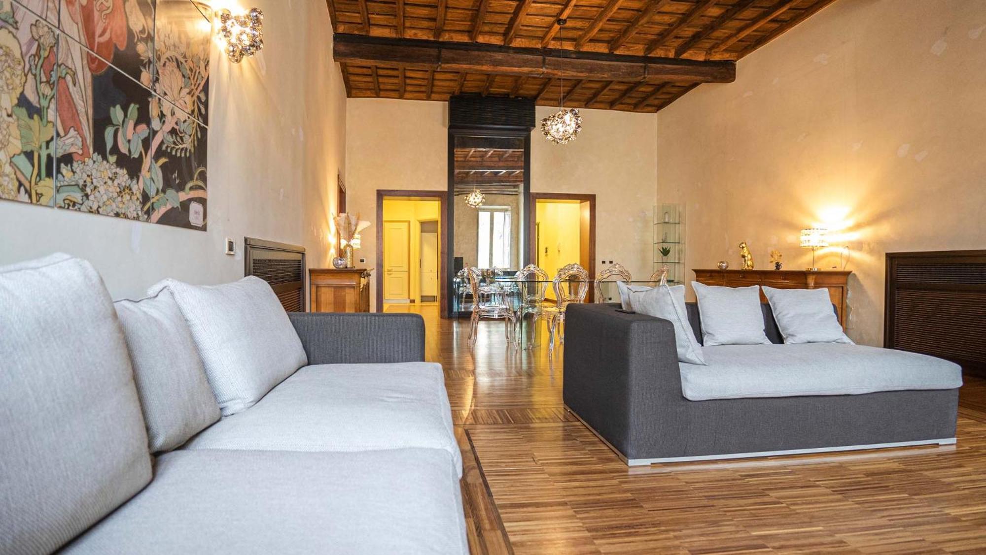 Piazza Venezia Charming Apartments With View روما المظهر الخارجي الصورة