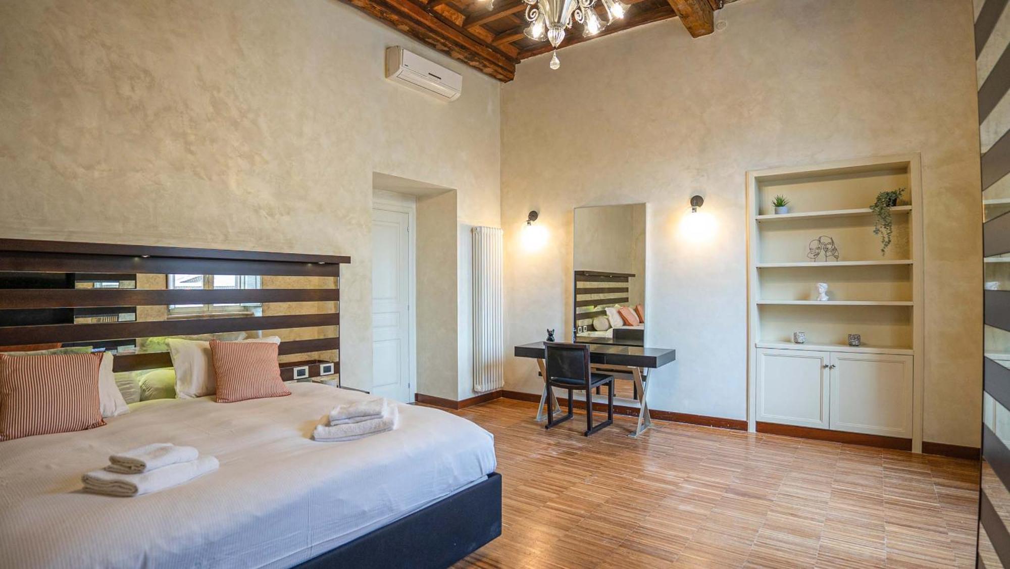 Piazza Venezia Charming Apartments With View روما المظهر الخارجي الصورة
